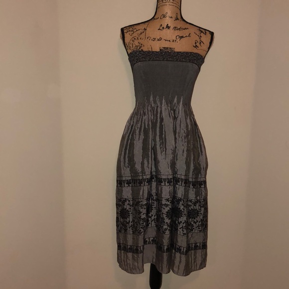 Cute strapless summer dress - Picture 2 of 8